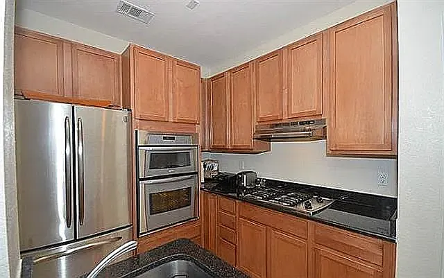 2 bed, 1414 sqft, $2,450 — Photo 4