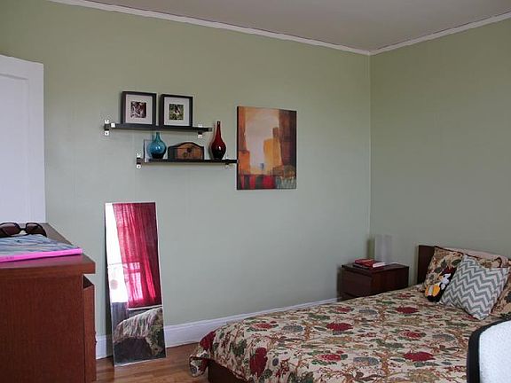 3rd image of 1450 Commonwealth Ave #35E