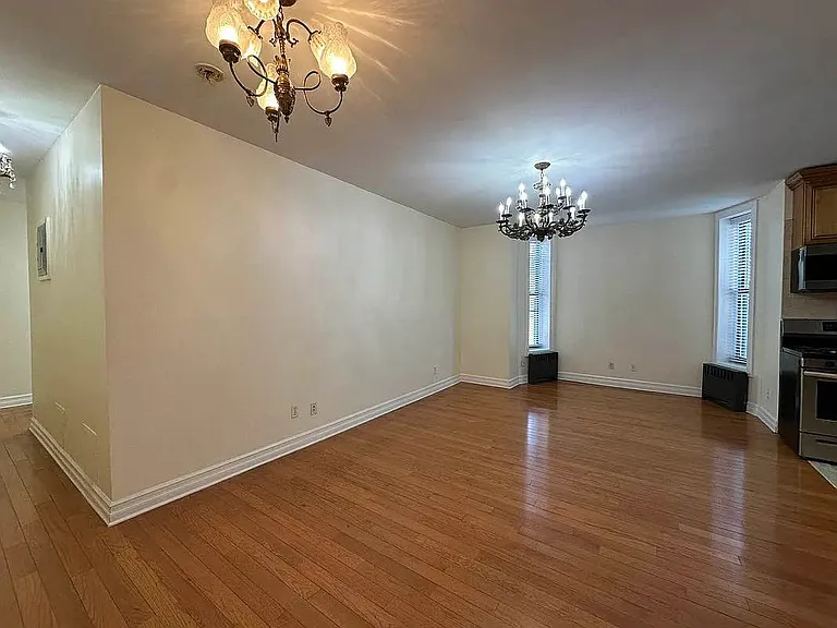 2 Windsor Pl #3 — Photo 2
