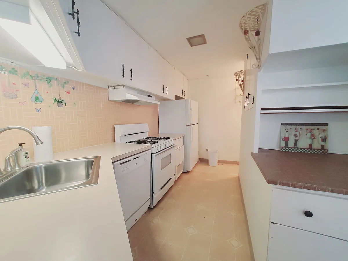 Building Photo - 36 Givens Ave #1