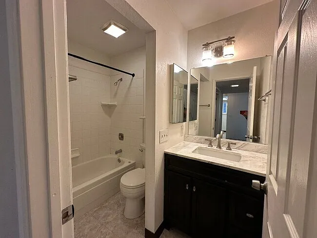 2119 Roundhouse Rd — Photo 4