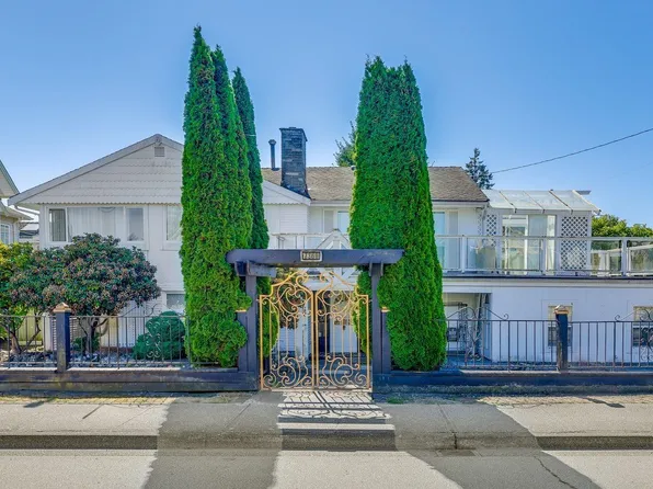 7360 Williams Rd, Richmond, BC V7A 1G1