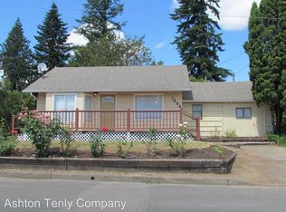 1244 S Cherry St, Cornelius, OR 97113