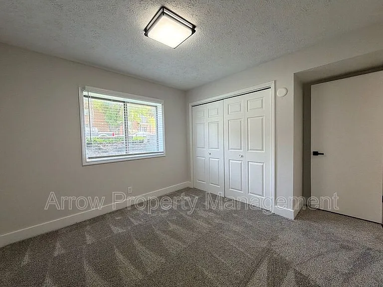 1429 N 34th St #1 — Photo 5