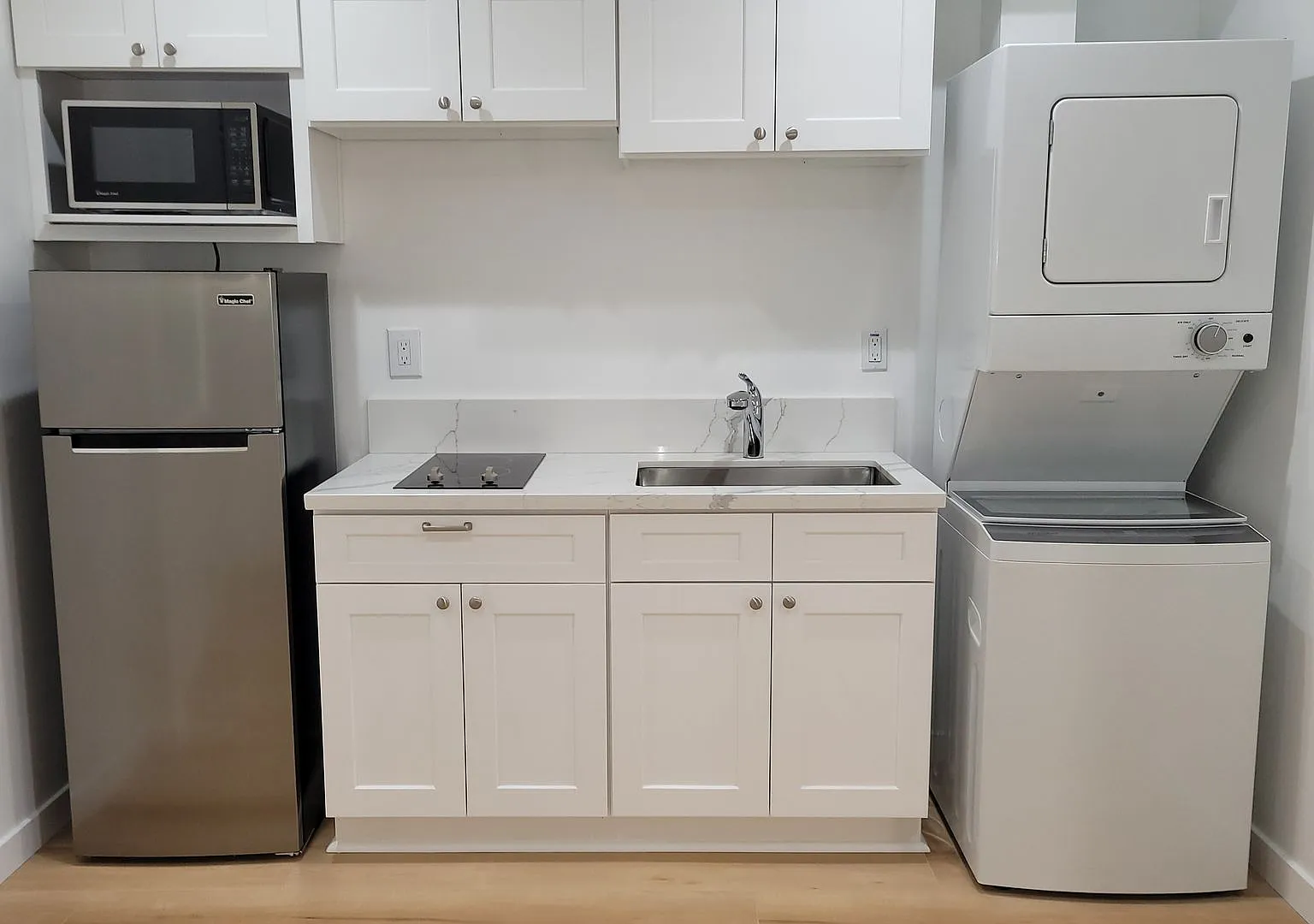 Studio Renovated 2025 — Photo 1