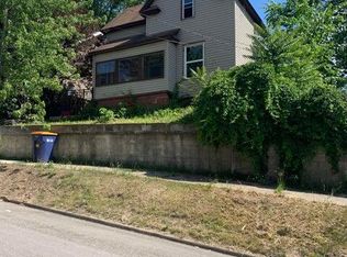 754 Olympia St SW, Grand Rapids, MI 49503