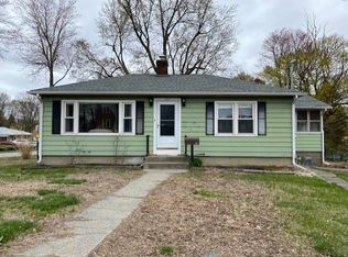 397 Massasoit Rd, Worcester, MA 01604