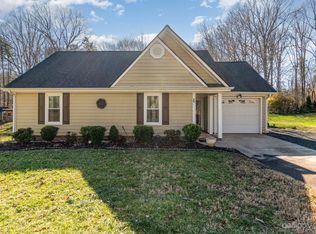 7196 Catawba Springs Rd, Denver, NC 28037