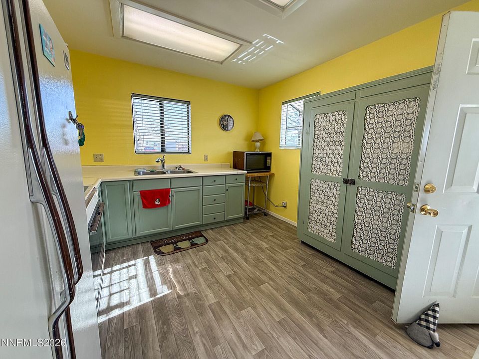 1st image of 845 G St