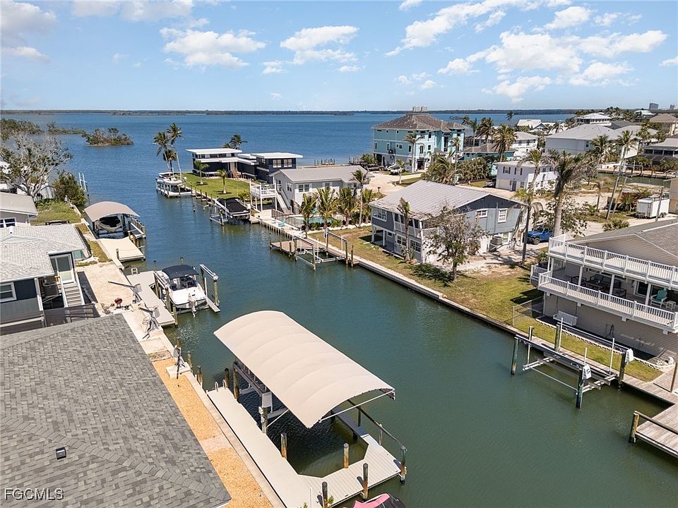1st image of 240 Driftwood Ln
