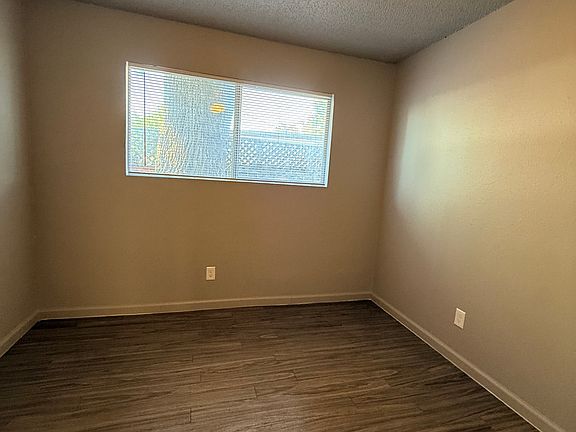 5th image of 525 S Santa Fe St APT B