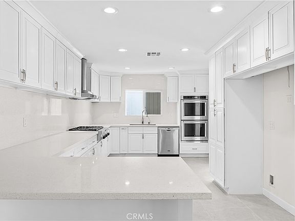 4th image of 1623 N Vallejo Way