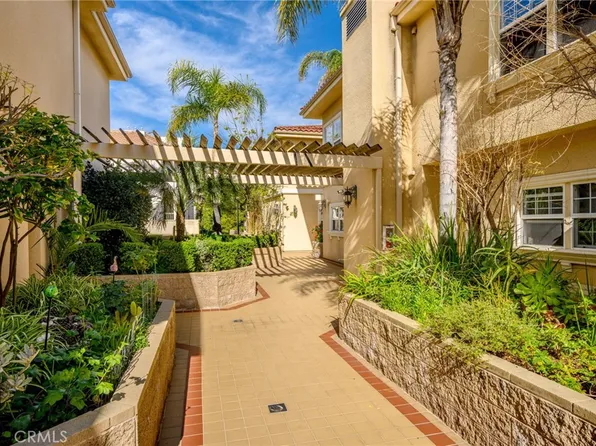 415 E Dryden St Unit 110, Glendale, CA 91207