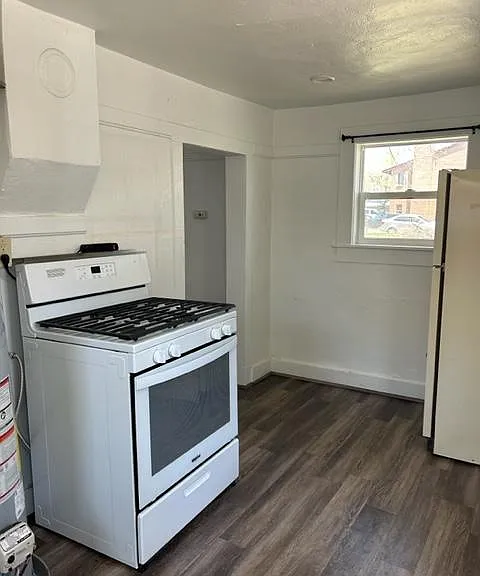 505 S San Francisco St #5 — Photo 2