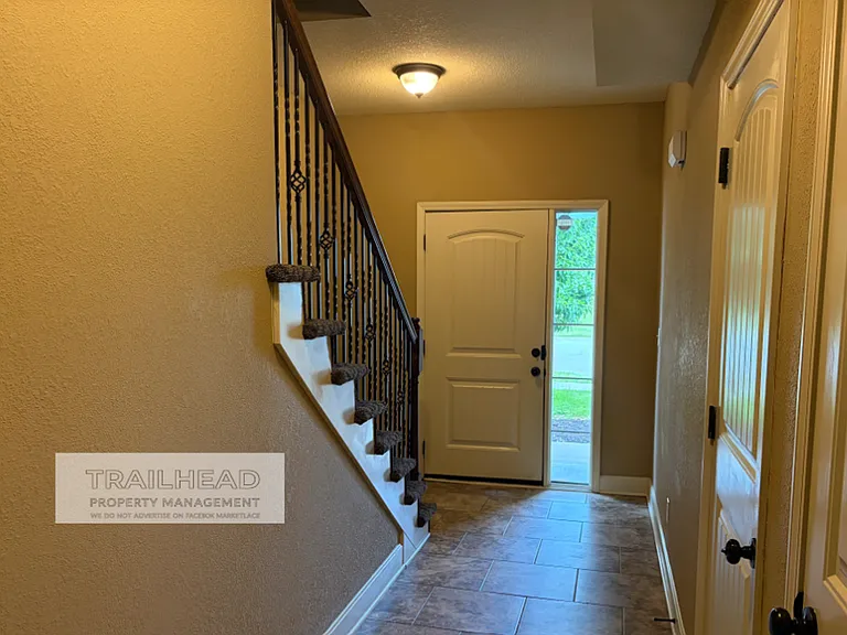 3856 NW 94th St — Photo 5
