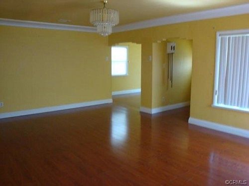 2nd image of 801 W Athens Blvd