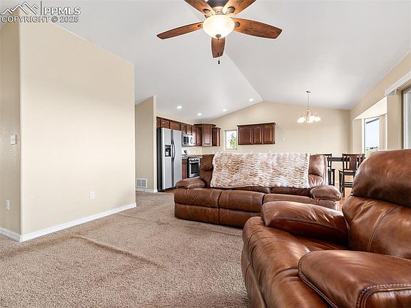 3rd image of 1446 N Bowen Dr