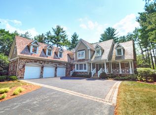 35 Deverell Dr, North Barrington, IL