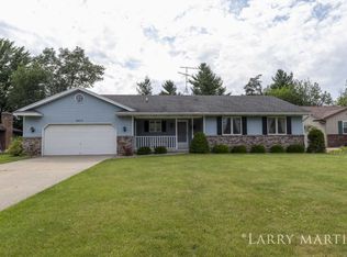 7477 23rd Ave, Jenison, MI 49428