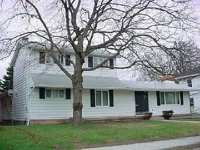 1st image of 437 Sandhurst Dr