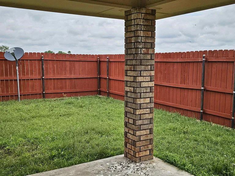 3208 Paloma Dr — Photo 17