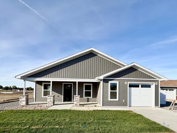 263 Cypress Dr, Powell, WY 82435