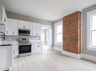 3805 Franklin Blvd #203, Cleveland, OH 44113