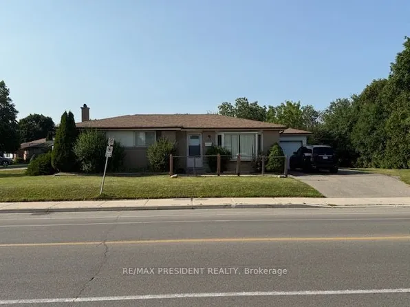 45 Birchbank Rd, Brampton, ON L6T 1L9