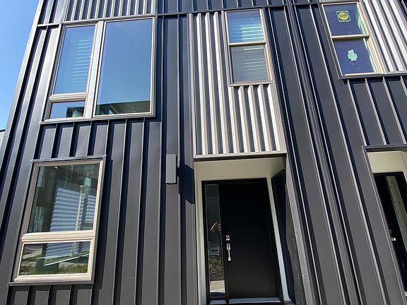 4th image of 3106 Birchview Walk