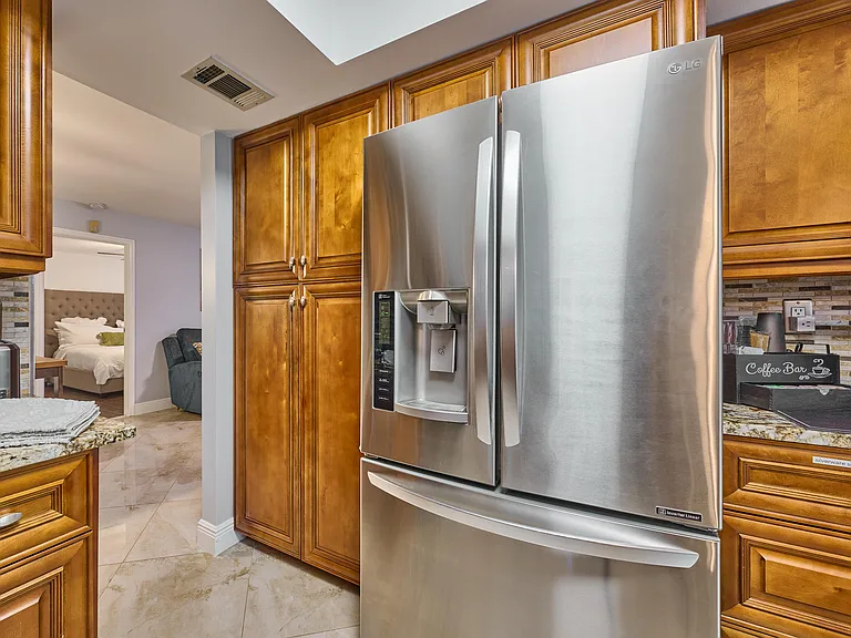 1267 Summerwood Cir — Photo 48