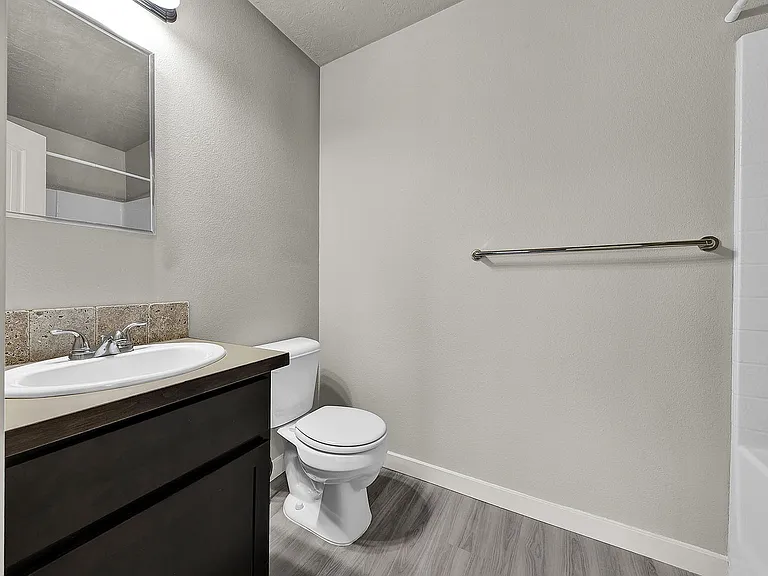 Centerpoint Townhomes — Photo 40