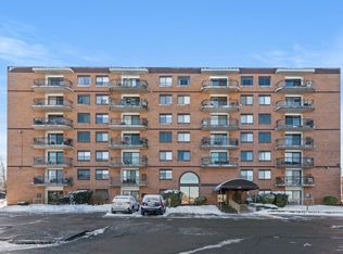 200 Locust St APT 301, Lynn, MA 01904