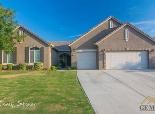 12613 Stablegate Dr, Bakersfield, CA 93312