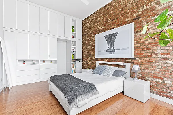 Sold by Compass | media 6