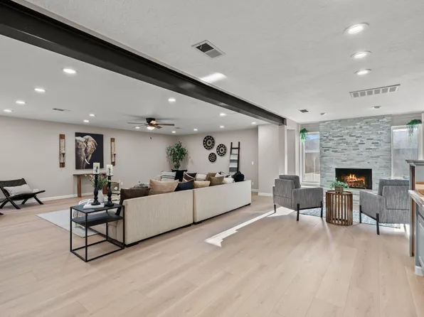 9011 Gutierrez Rd NE, Albuquerque, NM 87111