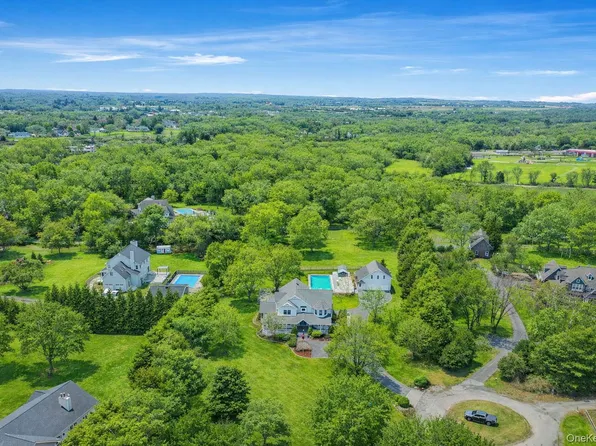 300 Private Road #8, Cutchogue, NY 11935