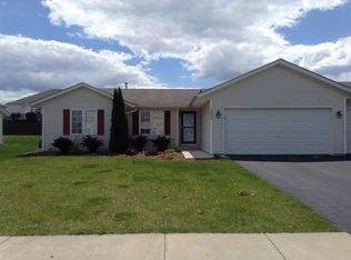 3063 Derbyshire Dr, Machesney Park, IL 61115