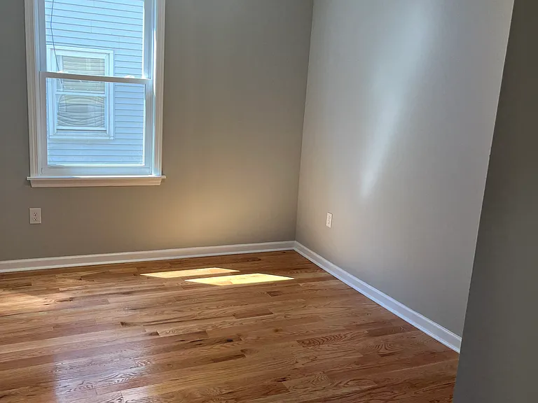 433 Rosehill Pl #4 — Photo 3