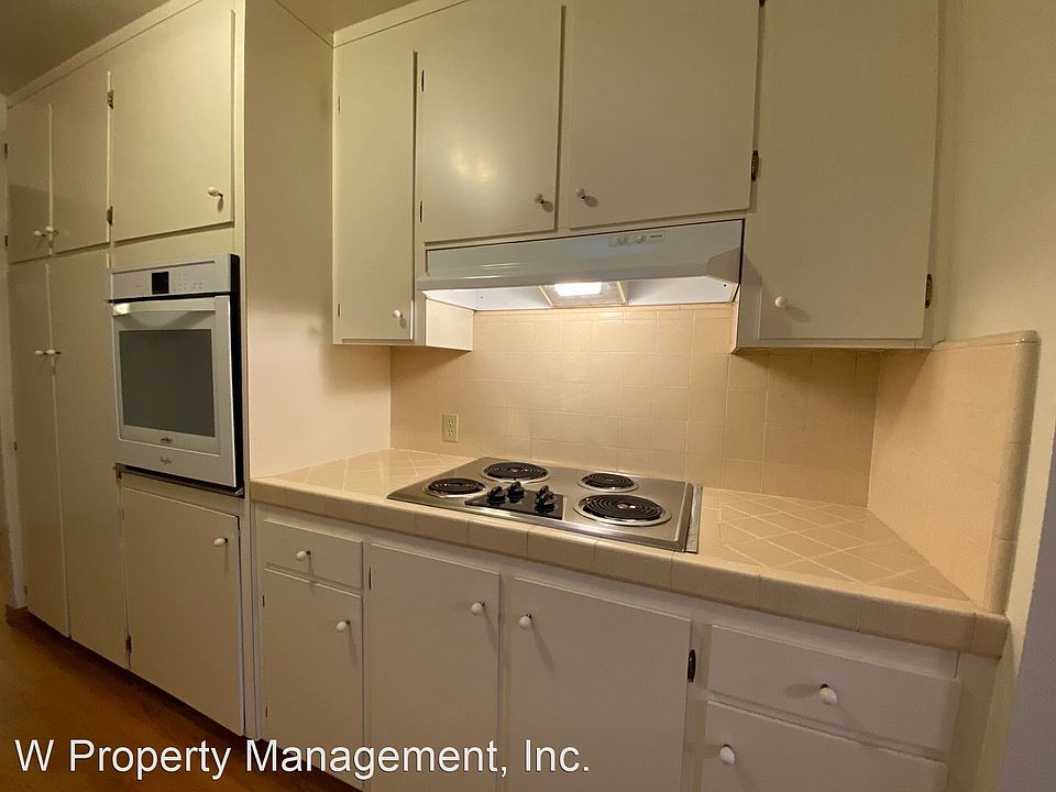1st image of 215 Throckmorton Ave APT 8