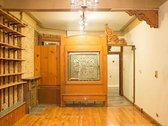 Living room facing south