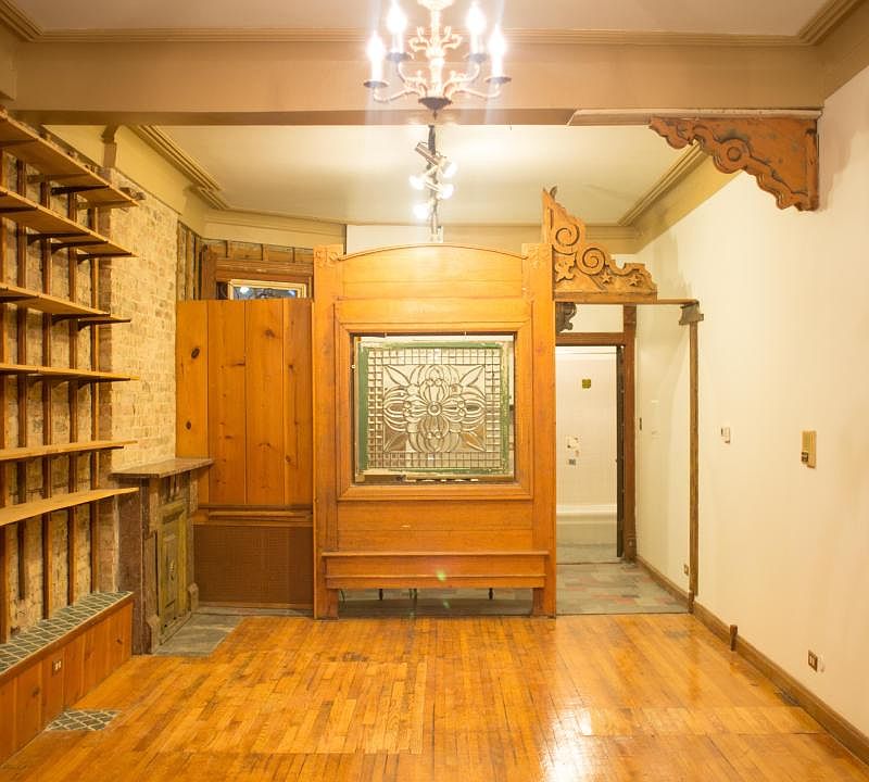 Living room facing south