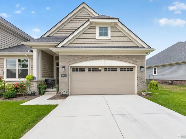 3754 Chatham Pl, Brighton, MI 48114