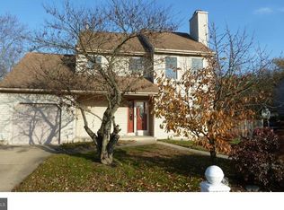 29 Linden Dr, Blackwood, NJ 08012