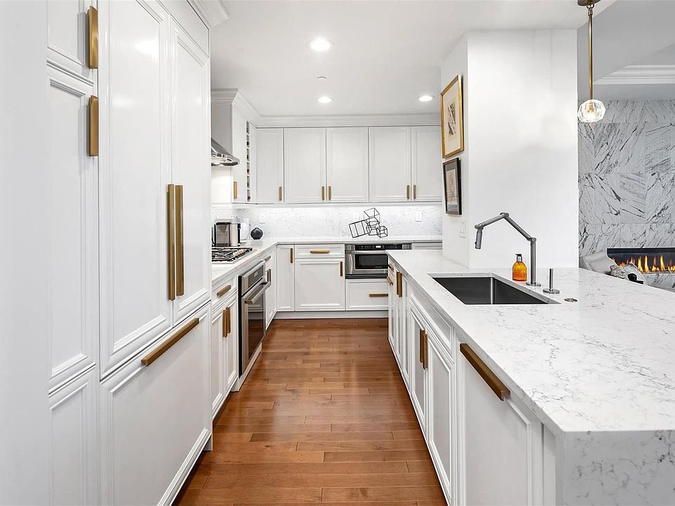 1st image of 232 N Kingshighway Blvd APT 1408