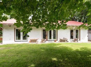 227 Bushnell Ln, Eugene, OR 97404