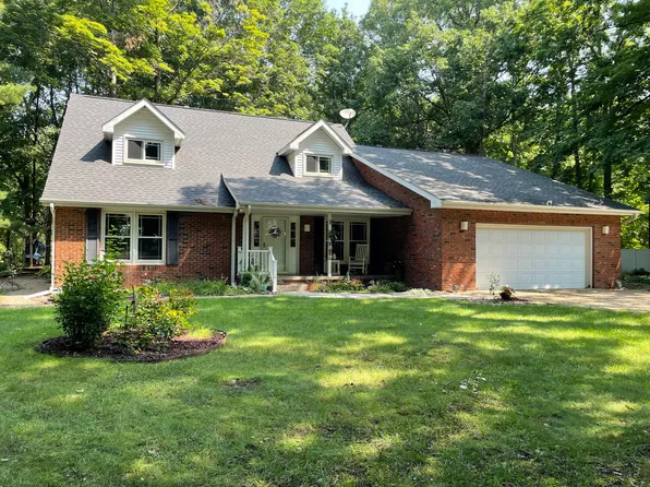 26136 E 2200 North Rd, Lexington, IL 61753