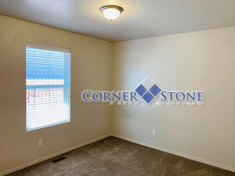 4691 N Price Ave — Photo 10