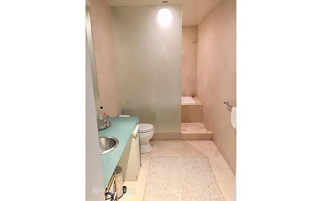 Rented by Douglas Elliman | media 19