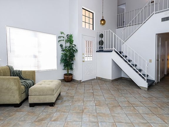 4th image of 2820 W Calle Del Tigre