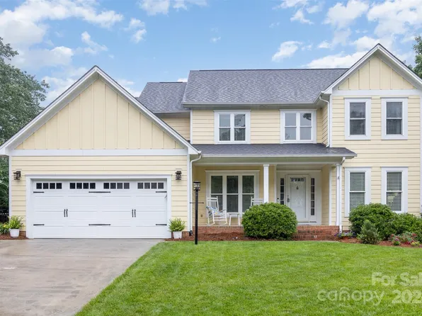 1531 Orange Hill Ct, Gastonia, NC 28056